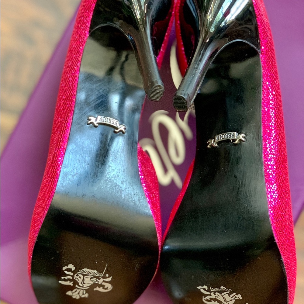 Fergie Metalic Pink Peep Toe Pumps - Picture 3 of 6